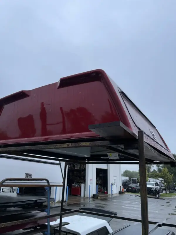 NEW OVERSTOCK LEER 100RCC TRUCK CAP 2023 FORD 150 CREW CAB EXTRA SHORT BED RED - 24464045